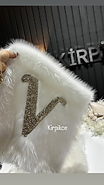 Harfli peluş kırlent