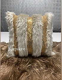 Gold detaylı peluş kırlent